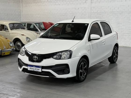 TOYOTA ETIOS 1.3 X 16V FLEX 4P MANUAL TOYOTA ETIOS 1.3 X 16V FLEX 4P MANUAL